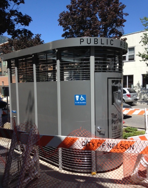 Sidewalk loo set to open in Nelson downtown