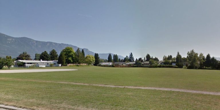 School District No. 8 to decide between Town of Creston or Lower Kootenay Band in contentious land sale