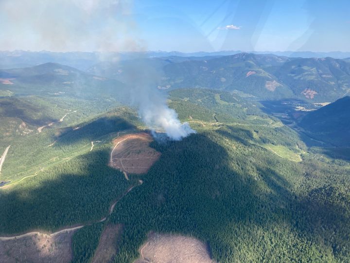 Bombi Summit wildfire still burning out of control