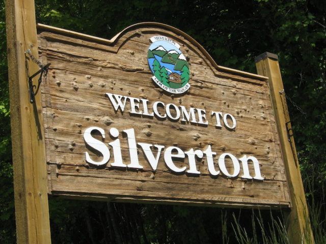 2 in race to fill vacant Silverton council seat