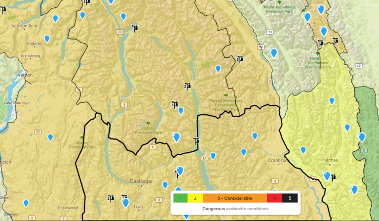 Avalanche risk in Kootenays moderate to considerable