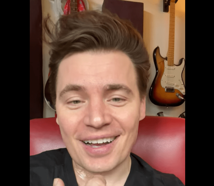 Shawn Hook preparing for chemotherapy for throat cancer