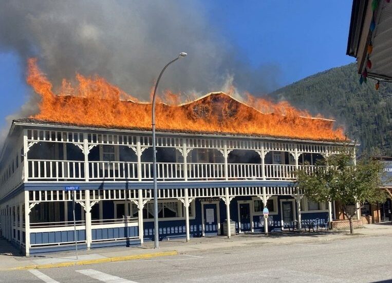 UPDATED: Salmo Hotel badly damaged by fire